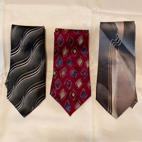 Three designer tie bundle - Picture 1 of 2